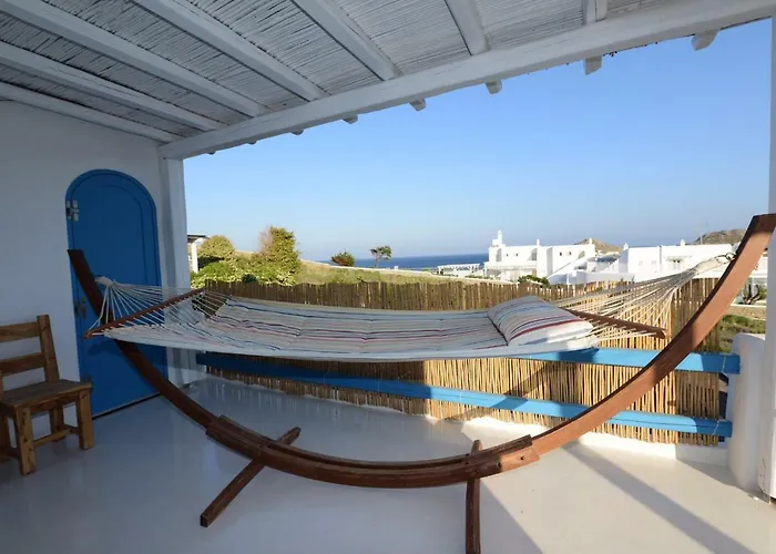 Luxury White Maisonette Vila Kalafatis