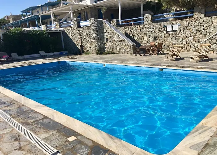 Vila Luxury White Maisonette *